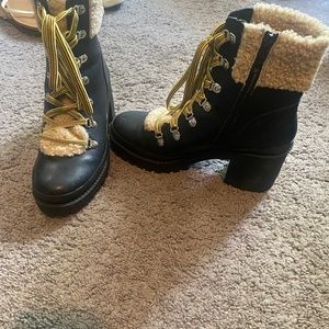 Steve Madden heeled fur boot